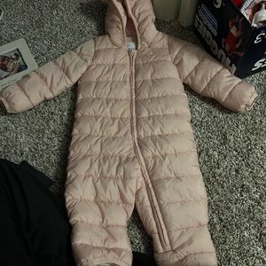 Snow suit by gap